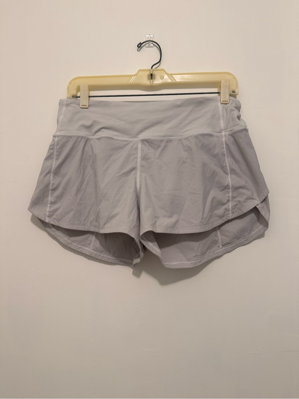 lululemon athletica Light Gray speed up Shorts with Wide Waistband 4”